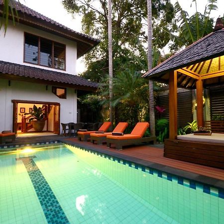 Villa Mimpi - Peaceful Oasis At Legian Beach 外观 照片