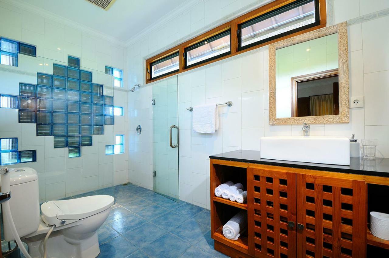 Villa Mimpi - Peaceful Oasis At Legian Beach 外观 照片