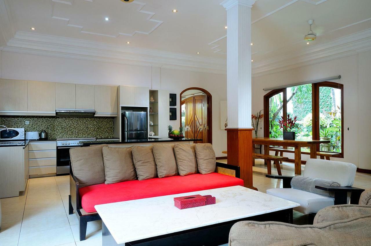 Villa Mimpi - Peaceful Oasis At Legian Beach 外观 照片