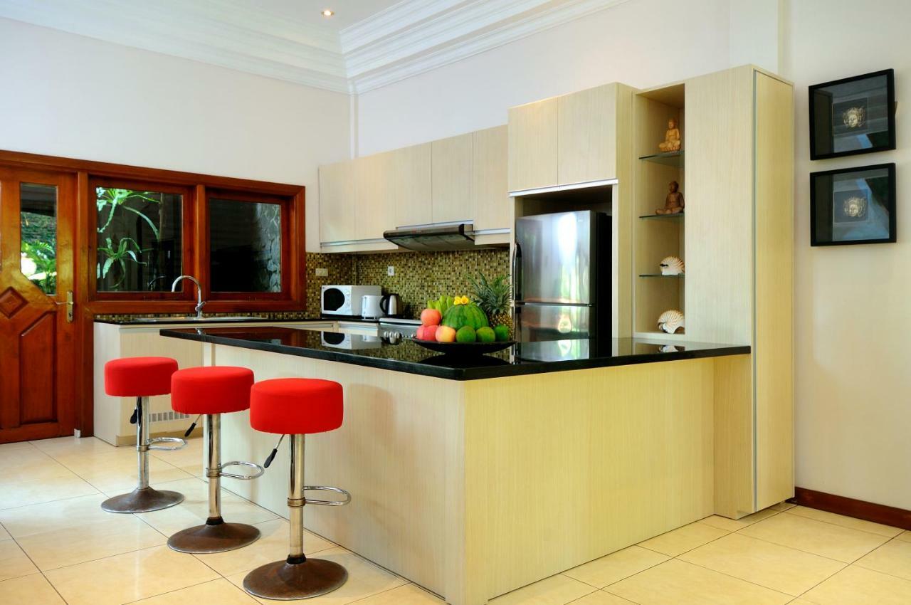 Villa Mimpi - Peaceful Oasis At Legian Beach 外观 照片