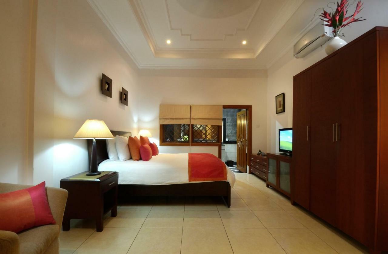 Villa Mimpi - Peaceful Oasis At Legian Beach 外观 照片