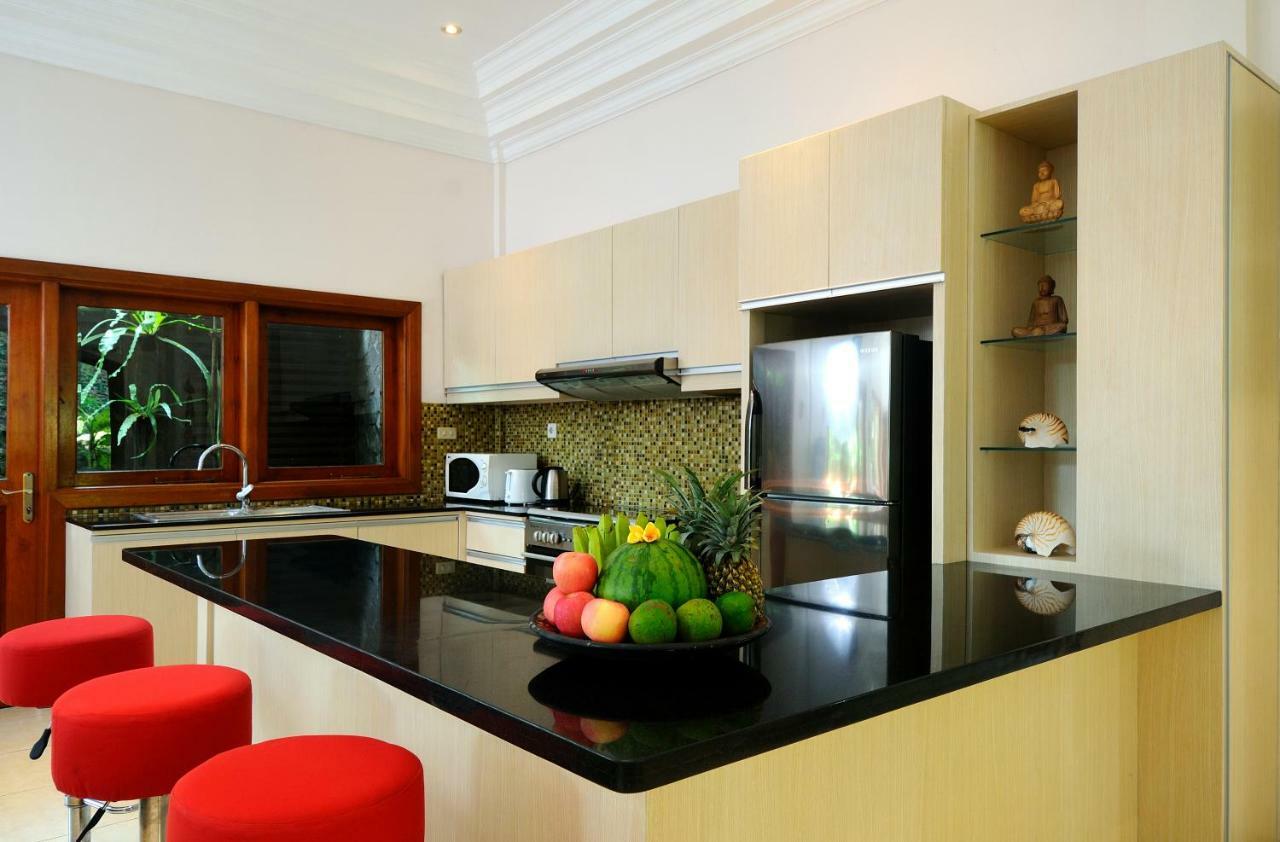 Villa Mimpi - Peaceful Oasis At Legian Beach 外观 照片