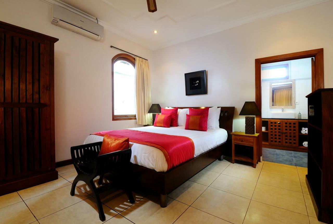 Villa Mimpi - Peaceful Oasis At Legian Beach 外观 照片