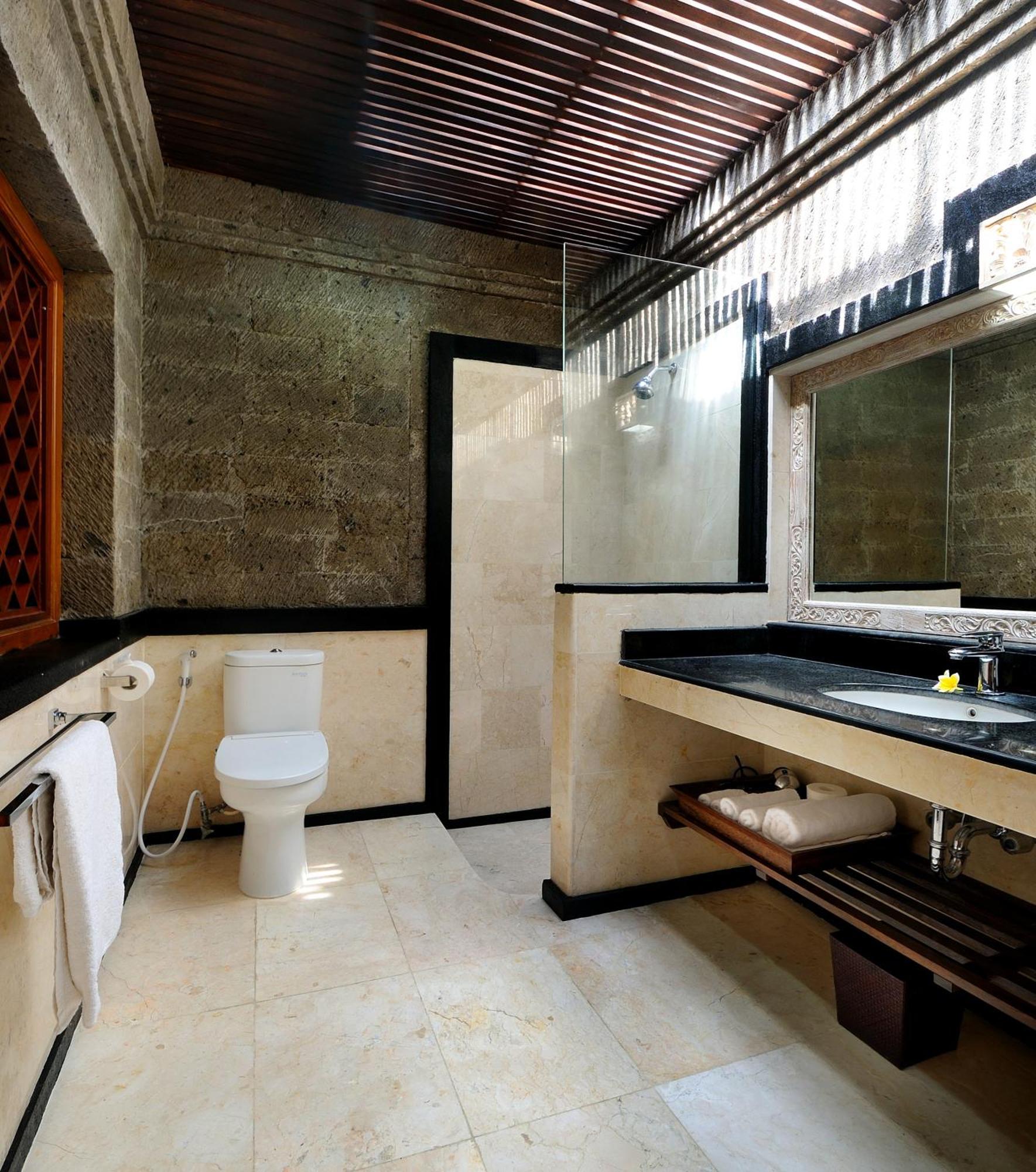 Villa Mimpi - Peaceful Oasis At Legian Beach 外观 照片